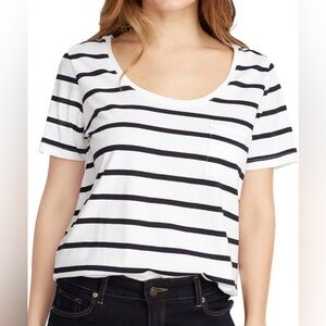 Contemporaine by Simons scoopneck t-shirt, striped